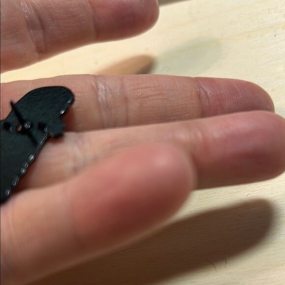 ET pin - Picture 3 of 3